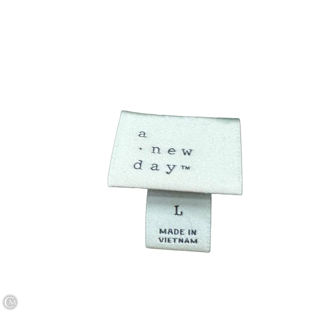 Dress Casual Short By A New Day In Green, Size: L