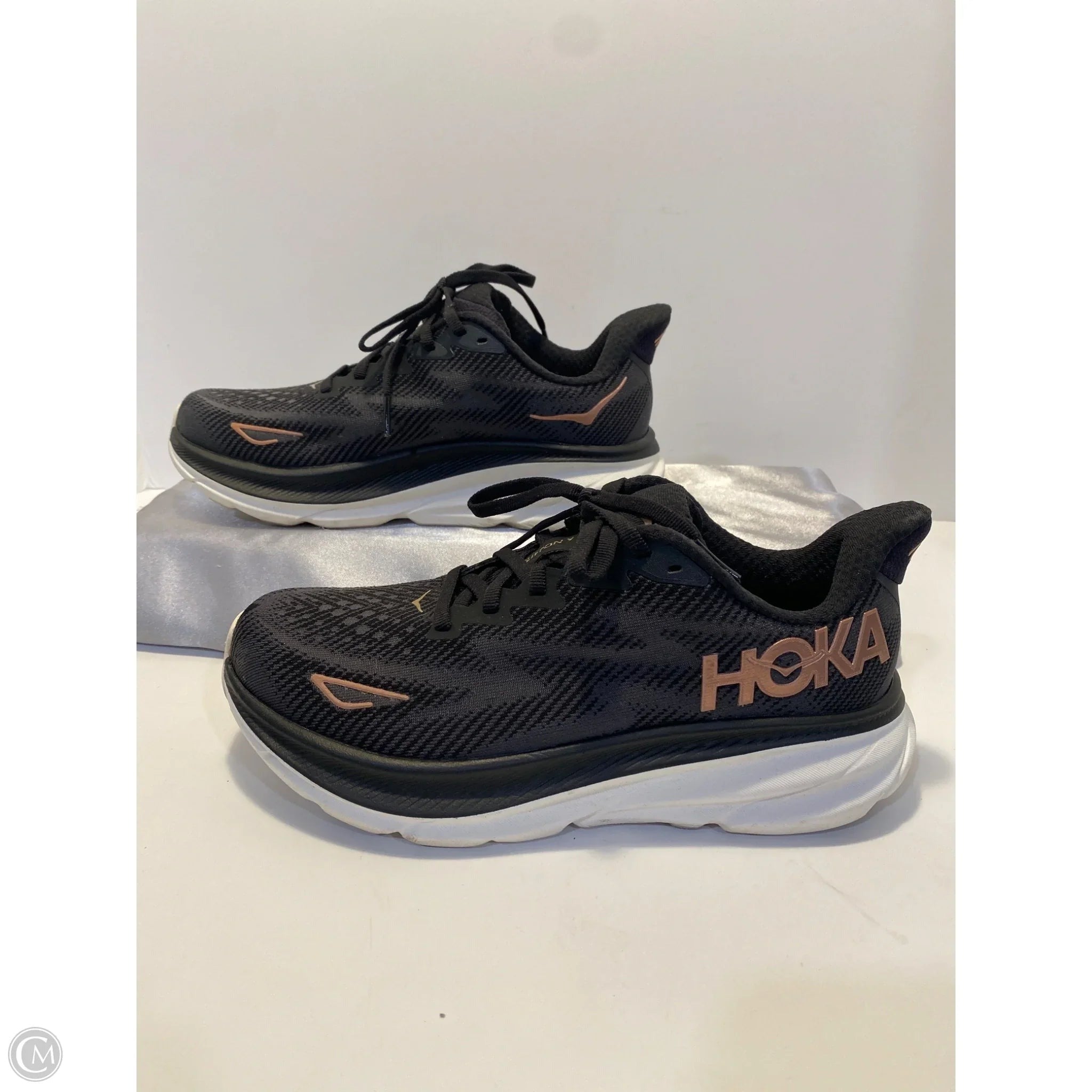 Shoes Athletic By Hoka In Black, Size: 6.5
