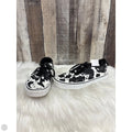 Shoes Sneakers By Vans In Black & White, Size: 8