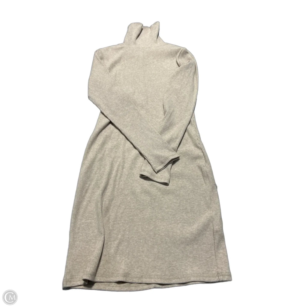 Dress Casual Short By Old Navy In Tan, Size: S