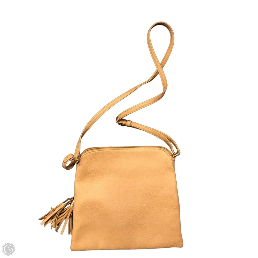 Crossbody By Clothes Mentor, Size: Medium