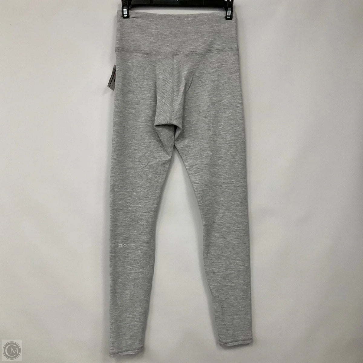 Athletic Leggings By Alo In Grey, Size: S