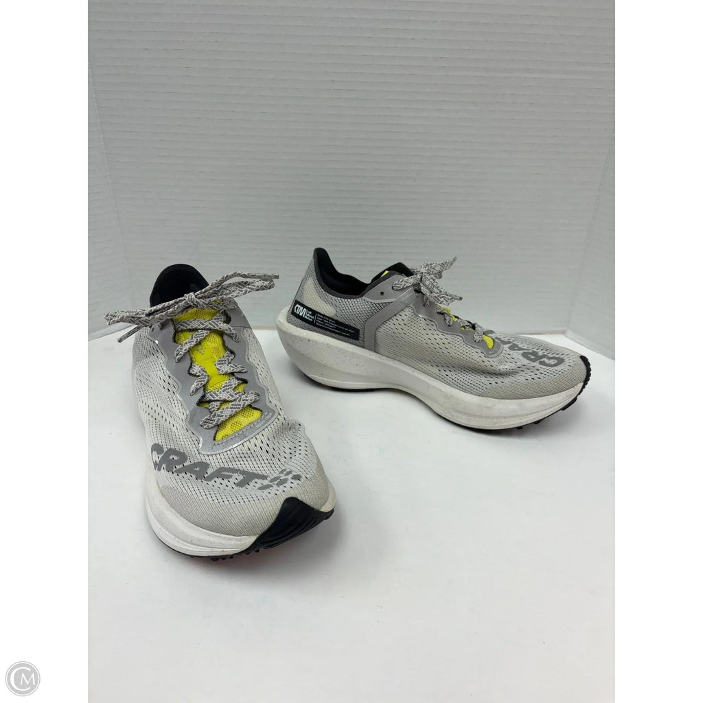 Shoes Athletic By Clothes Mentor In Grey, Size: 8.5