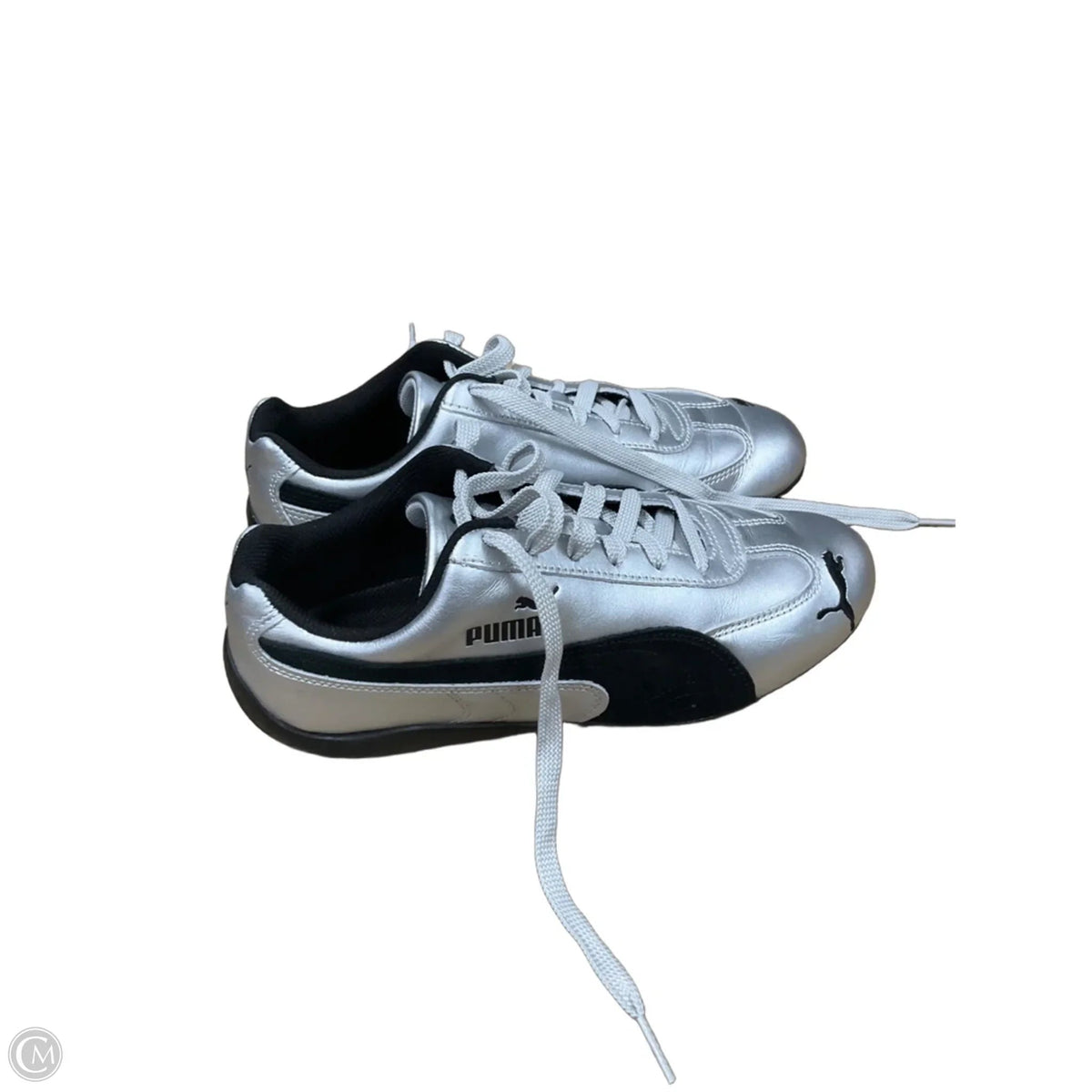 Shoes Sneakers By Puma In Silver, Size: 7.5
