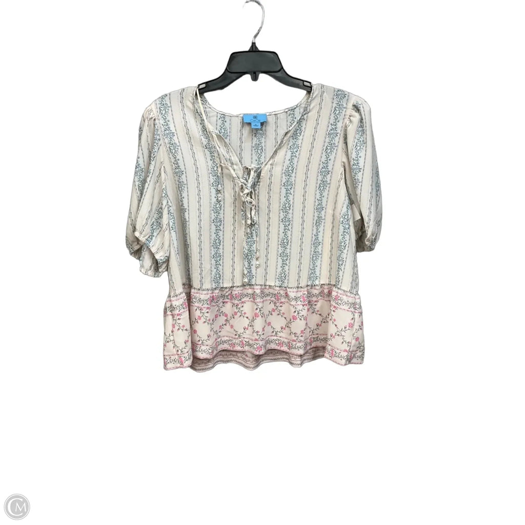 Top Short Sleeve By Cece In Tan, Size: Xl