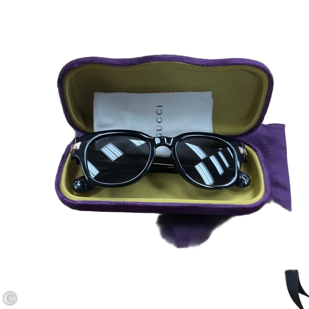 Sunglasses Luxury Designer By Gucci, Size: