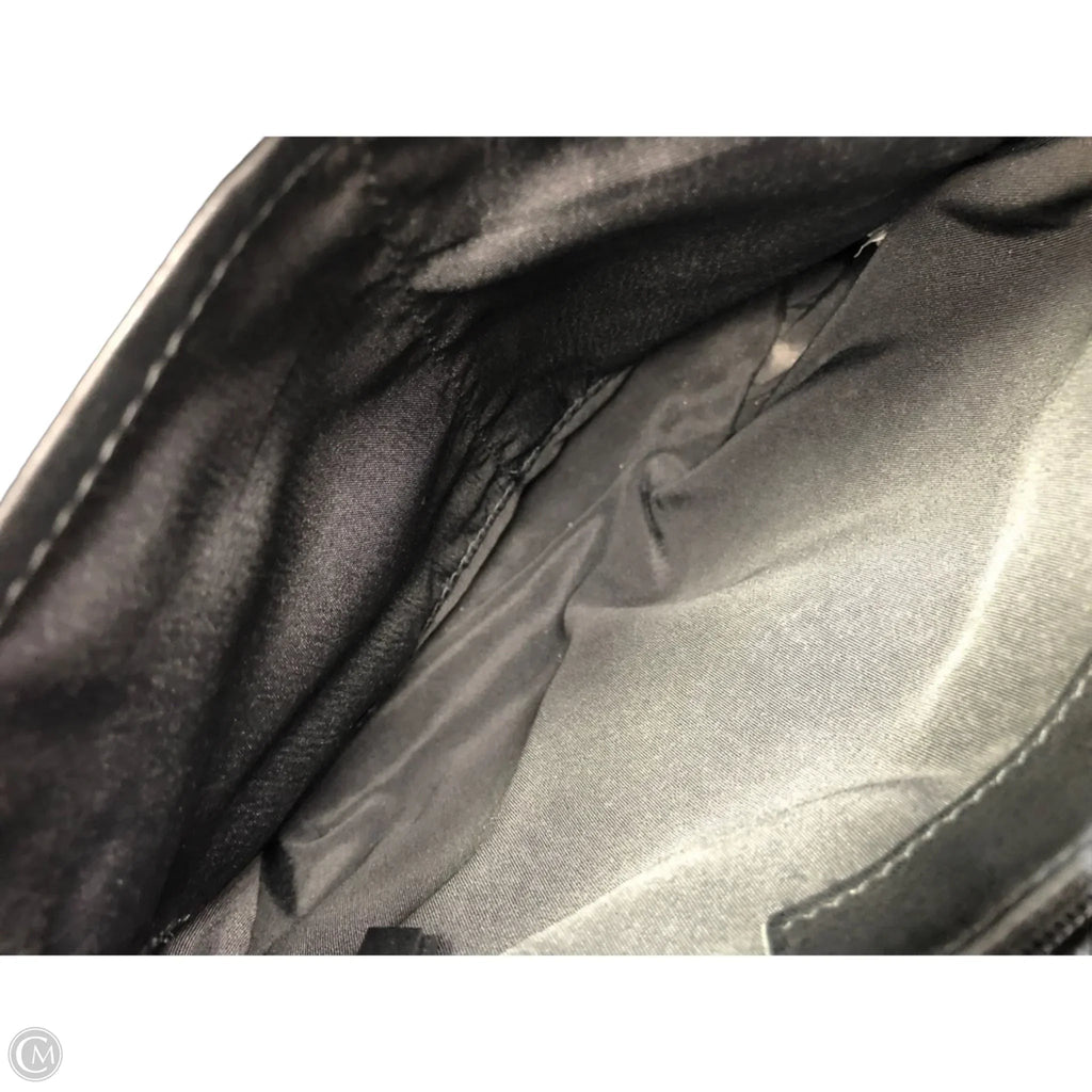 Crossbody By Clothes Mentor, Size: Medium