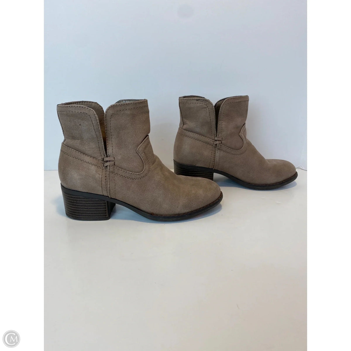 Boots Ankle Heels By True Craft In Taupe, Size: 7