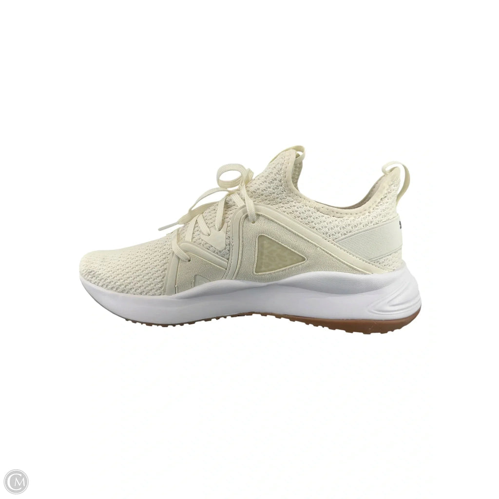 Shoes Athletic By Puma In White, Size: 10
