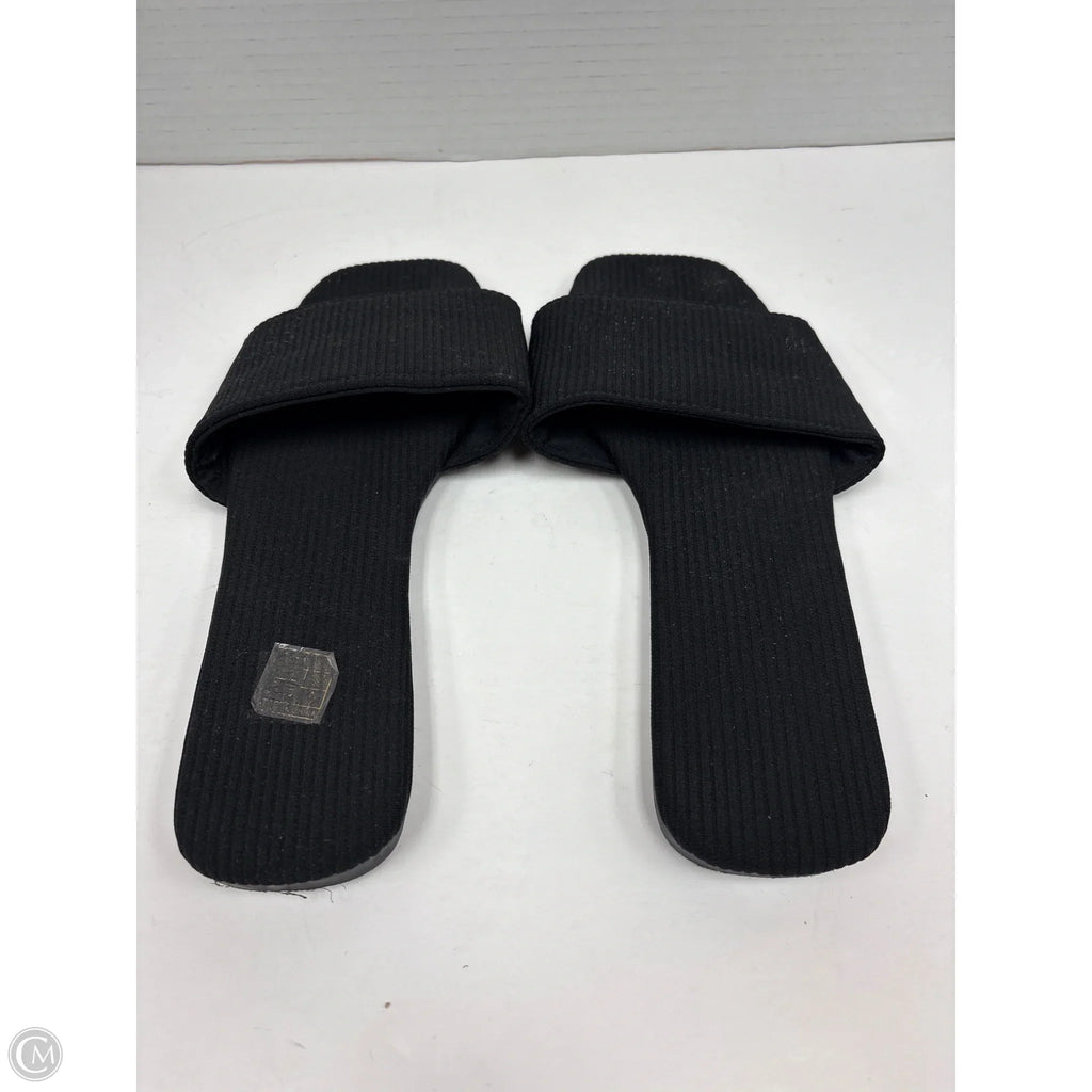 Sandals Flats By Clothes Mentor In Black, Size: 6.5