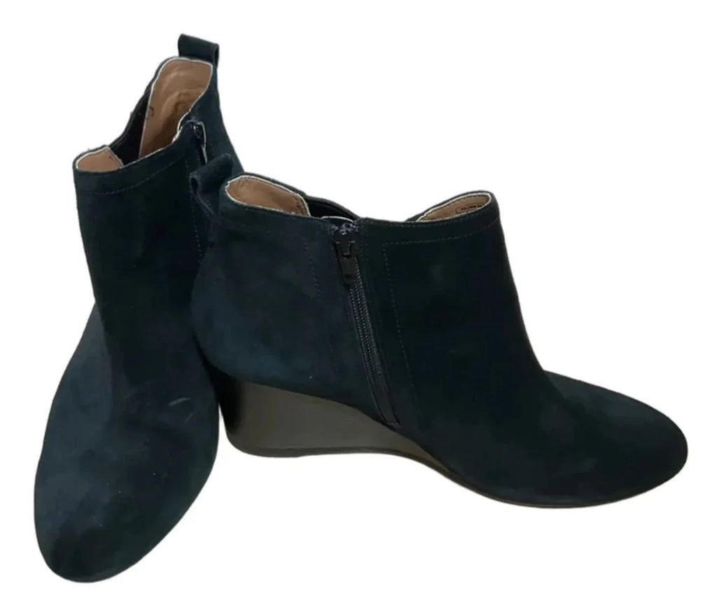 Boots Ankle Heels By Vionic In Black, Size: 11