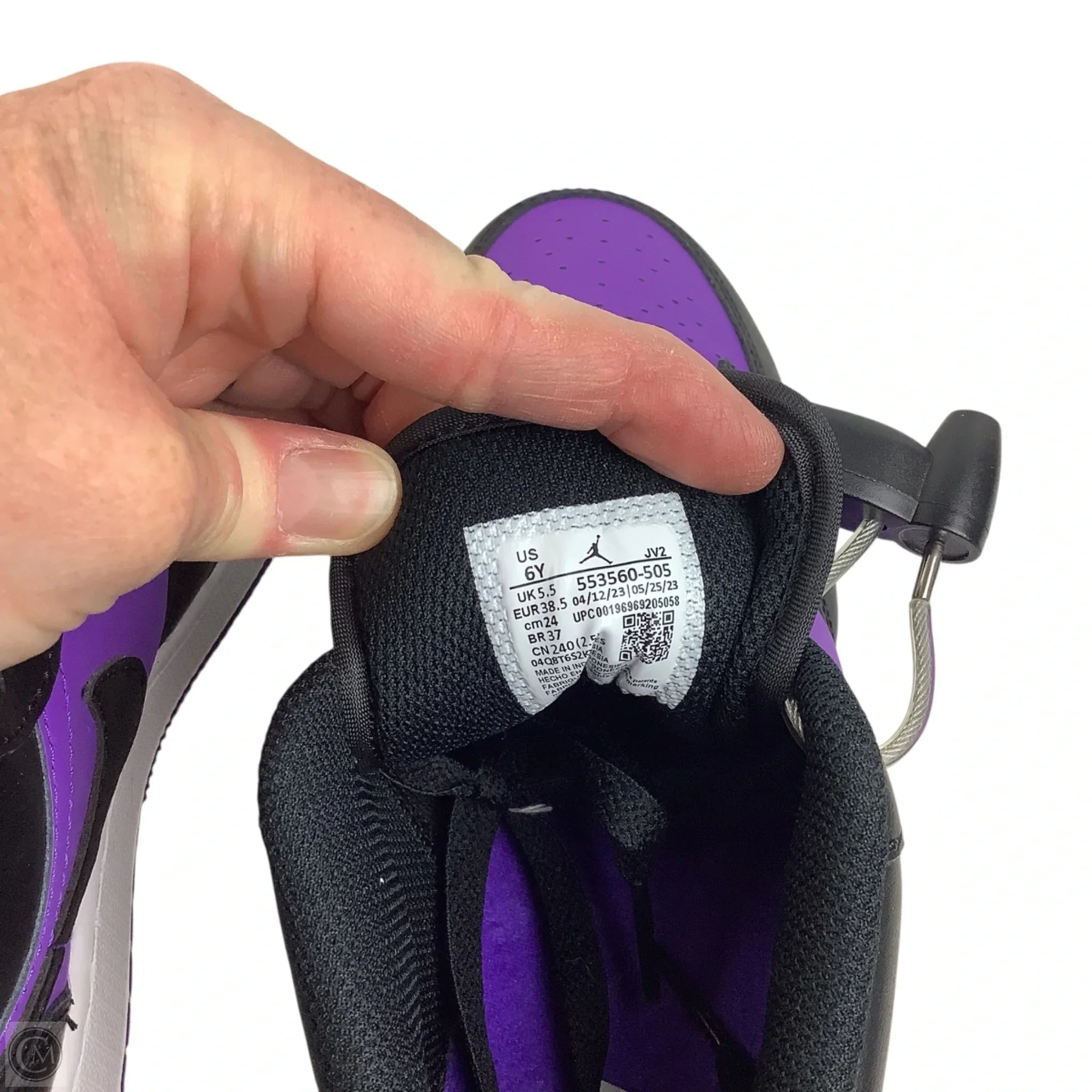 Shoes Luxury Designer By Jordan In Purple, Size: BOYS size 6Y = Estimated 7.5