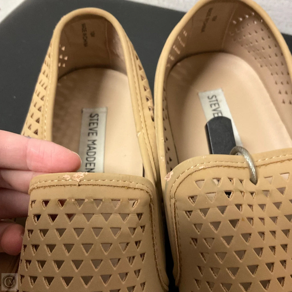 Shoes Flats By Steve Madden In Tan, Size: 10