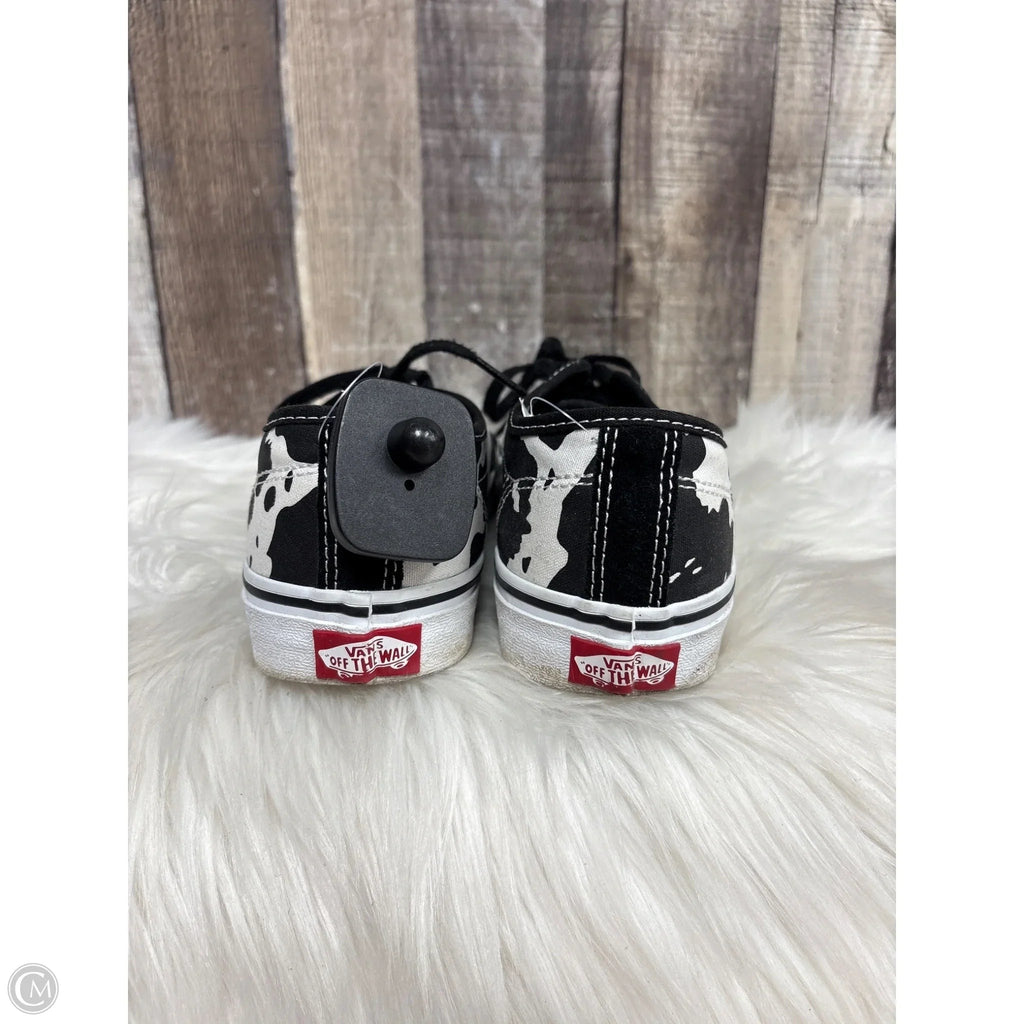 Shoes Sneakers By Vans In Black & White, Size: 8