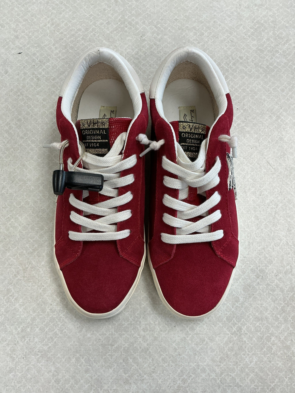 Shoes Sneakers By Vintage Havana In Red, Size:10