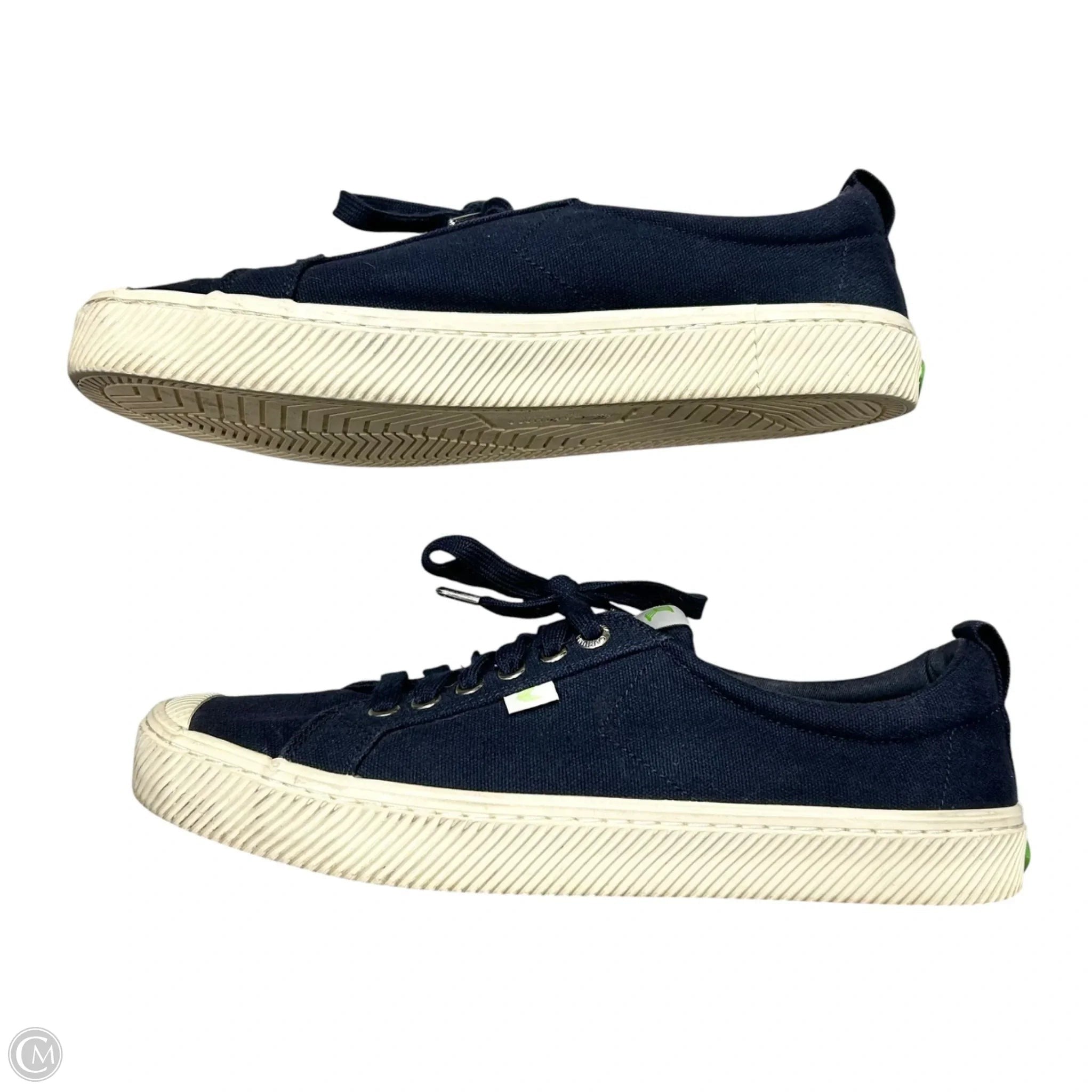 Shoes Sneakers By Cariuma In Navy, Size: 10.5