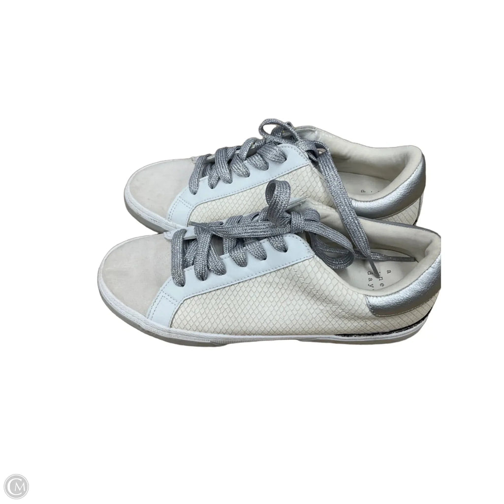 Shoes Sneakers By A New Day In Silver & Tan, Size: 9