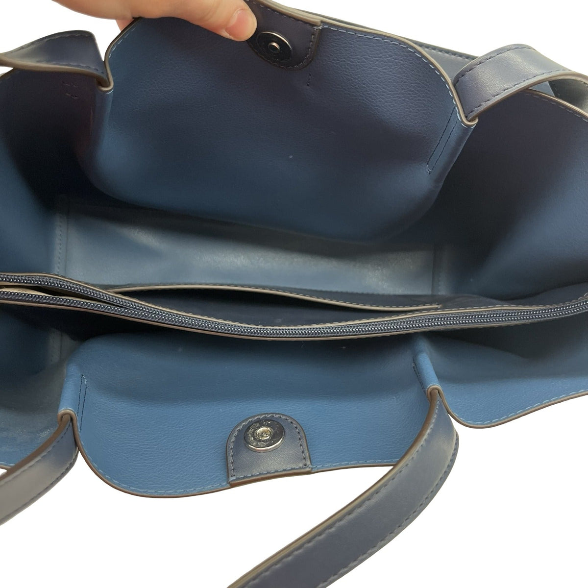 Handbag Designer By Michael Kors In Navy, Size:Medium