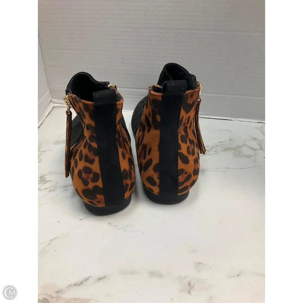 Boots Ankle Flats By Cme In Animal Print, Size: 9