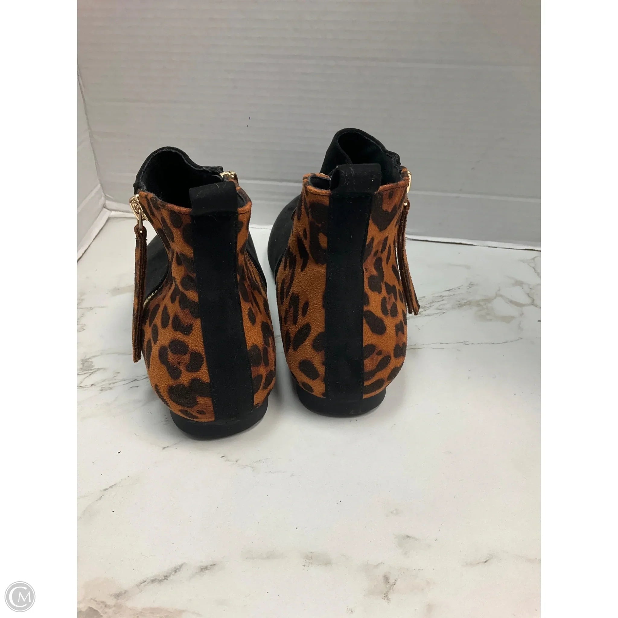 Boots Ankle Flats By Cme In Animal Print, Size: 9