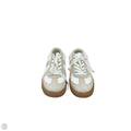 Shoes Sneakers By Sincerely Jules In Cream & Tan, Size: 7.5