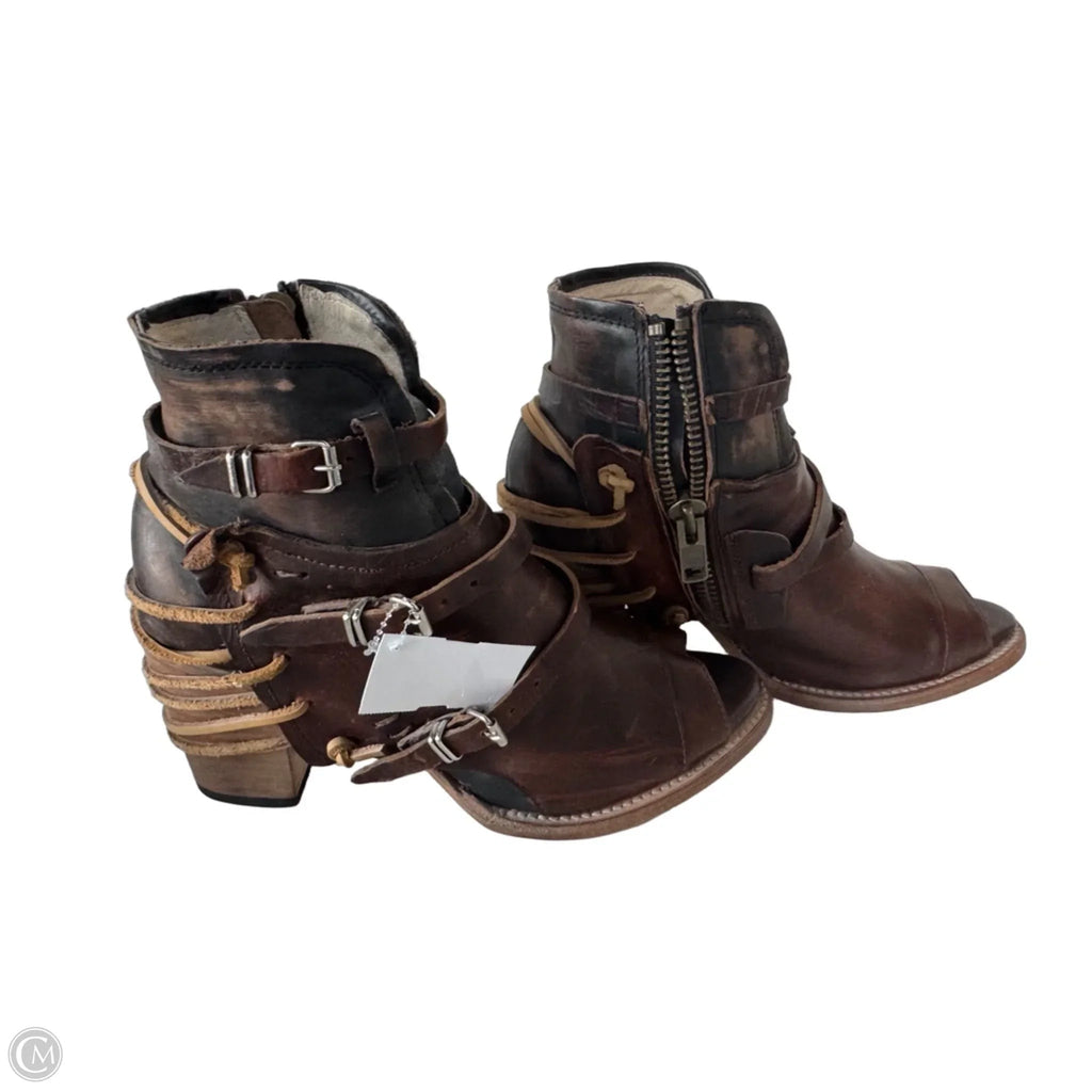 Boots Ankle Heels By Freebird In Brown, Size: 12