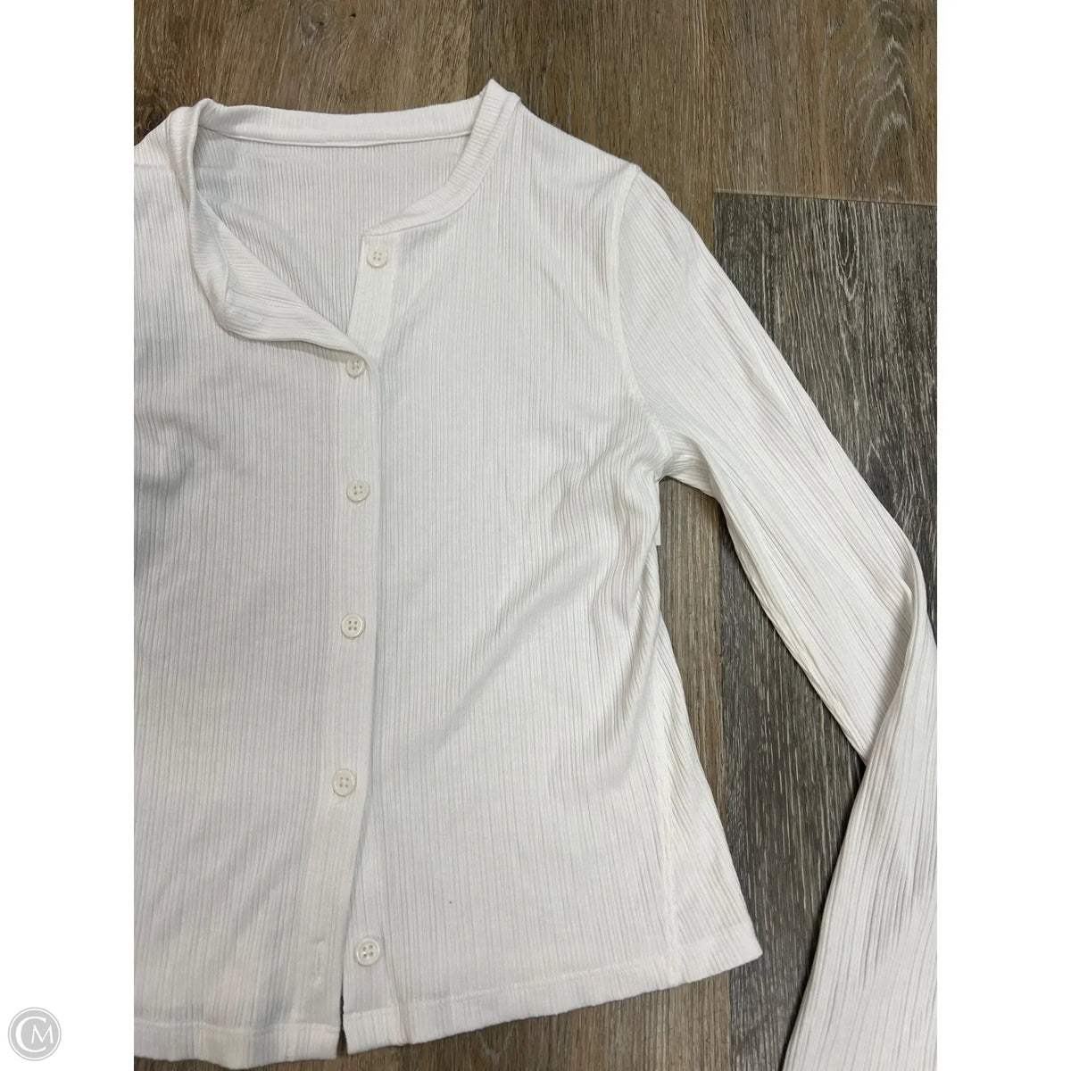 Athletic Top Long Sleeve Collar By Lululemon In White, Size: S