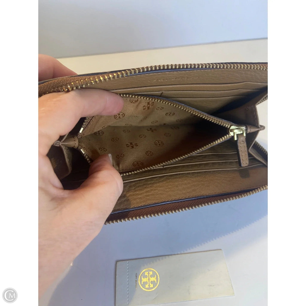 Wallet Designer By Tory Burch, Size: Large