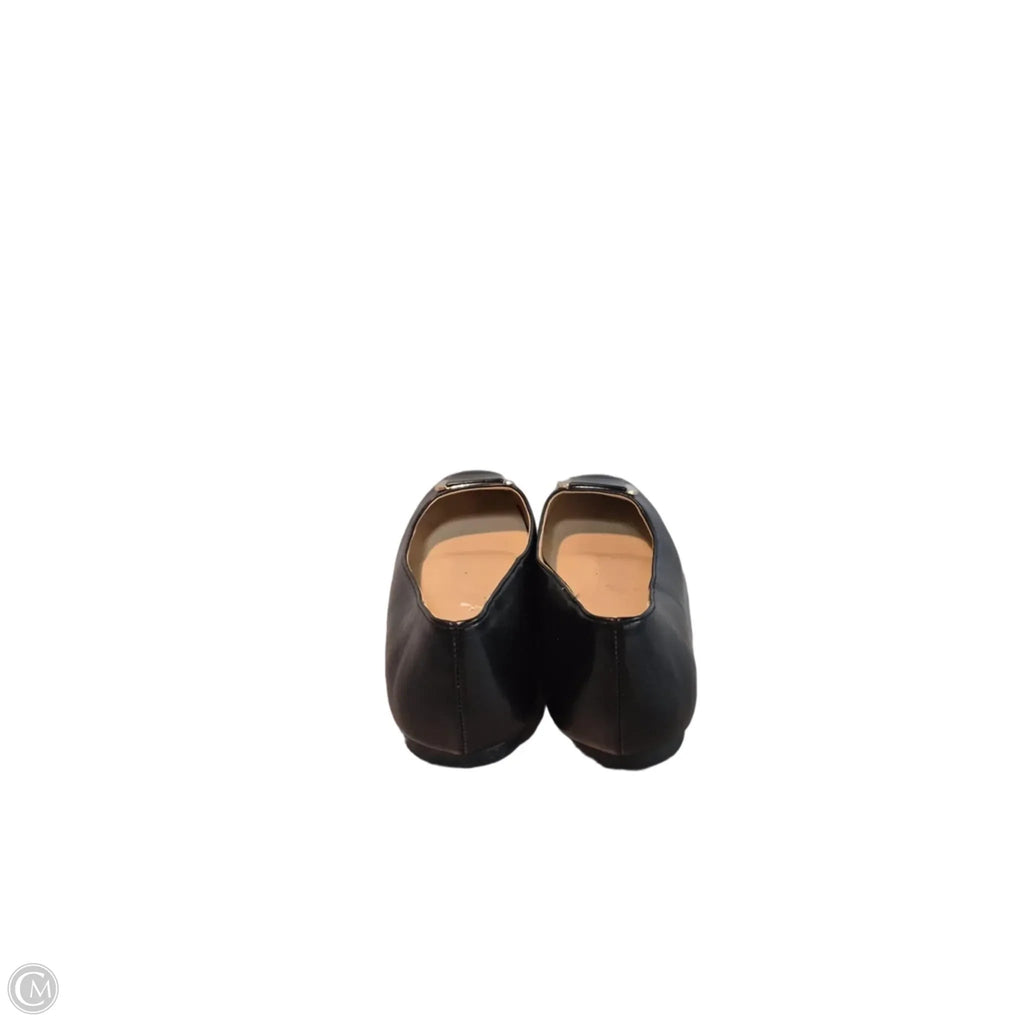 Shoes Flats By Cato In Black, Size: 10