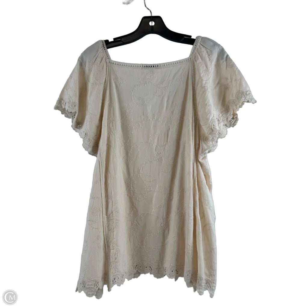 Top Short Sleeve By Democracy In Cream, Size: L