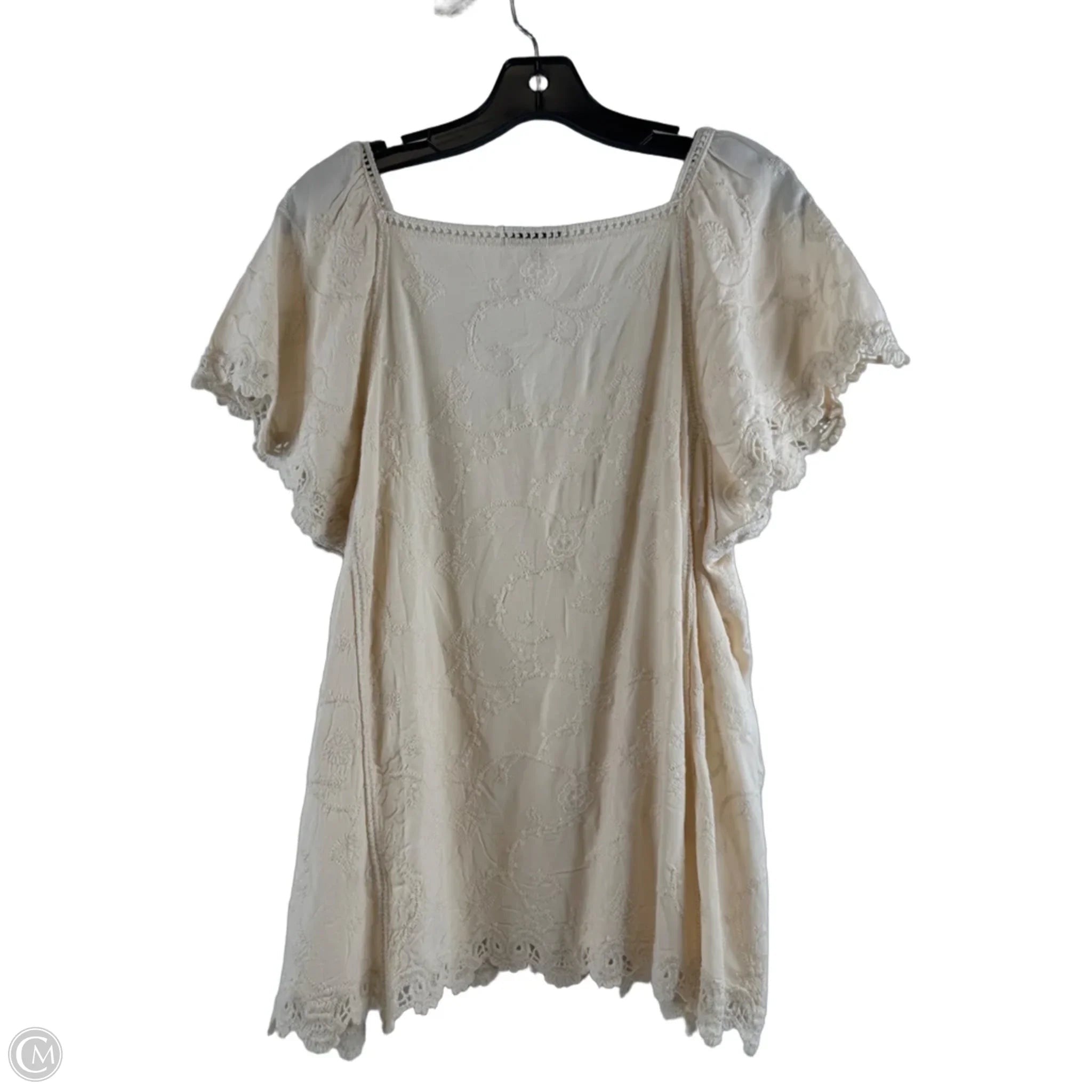 Top Short Sleeve By Democracy In Cream, Size: L