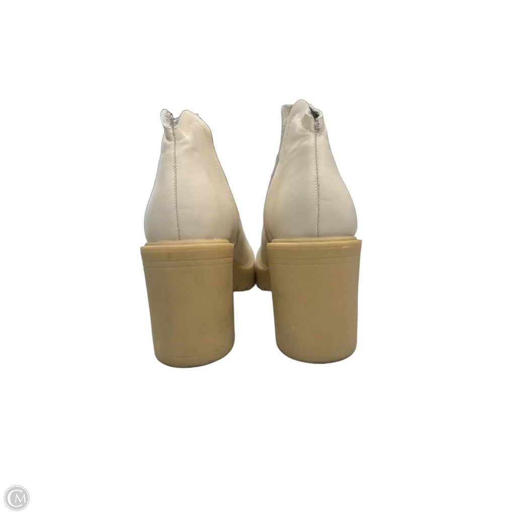 Boots Ankle Heels By Dolce Vita In Cream, Size: 9