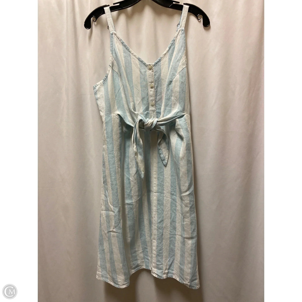 Dress Casual Midi By Saks Fifth Avenue In Blue & White, Size: L