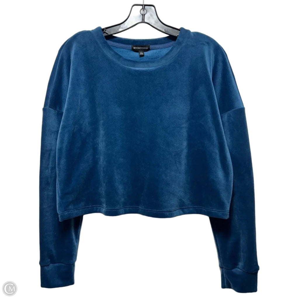 Athletic Top Long Sleeve Crewneck By Beyond Yoga In Blue, Size: S
