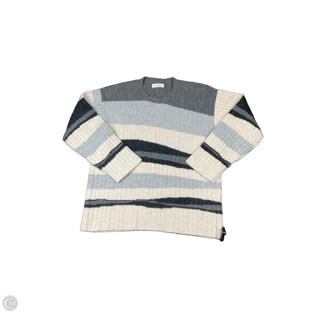 Sweater By Clothes Mentor In Grey, Size: S