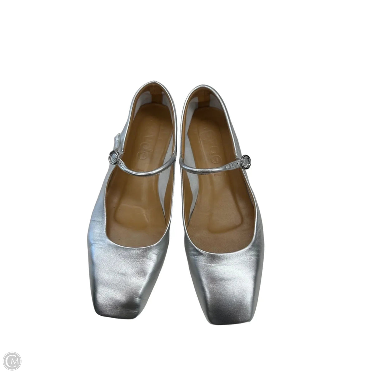 Shoes Flats By Clothes Mentor In Silver, Size: 6