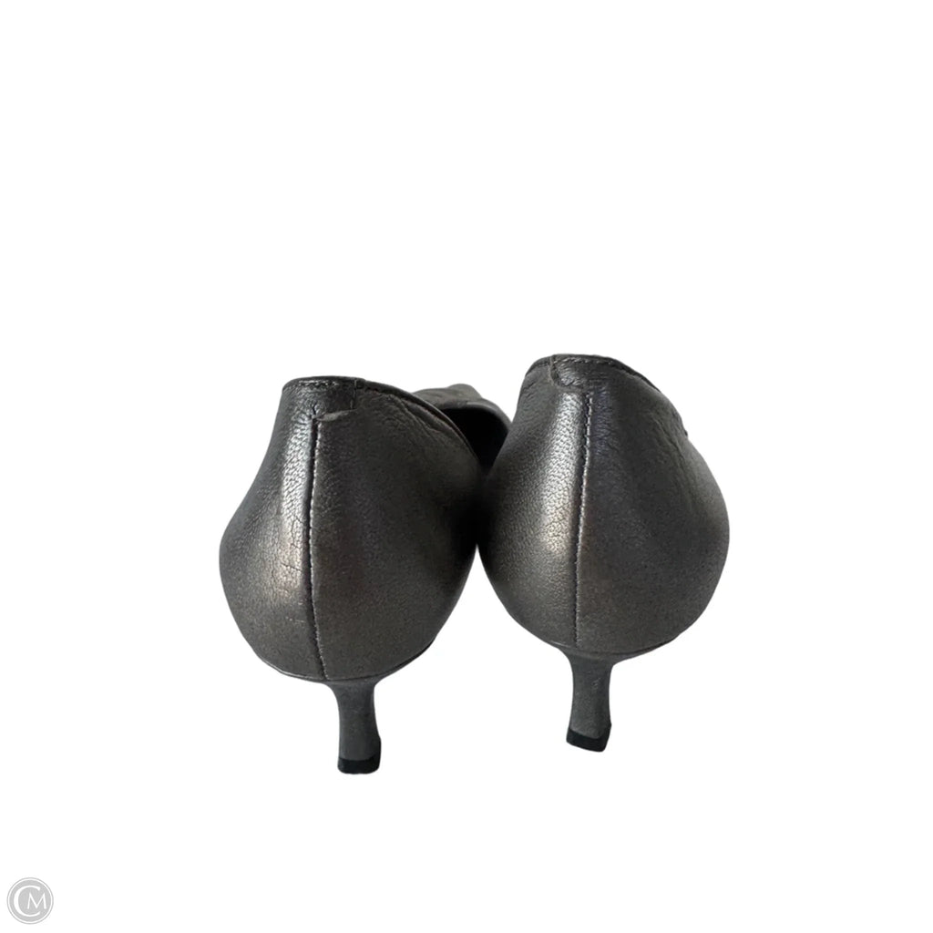 Shoes Heels Kitten By Bandolino In Gold, Size: 8