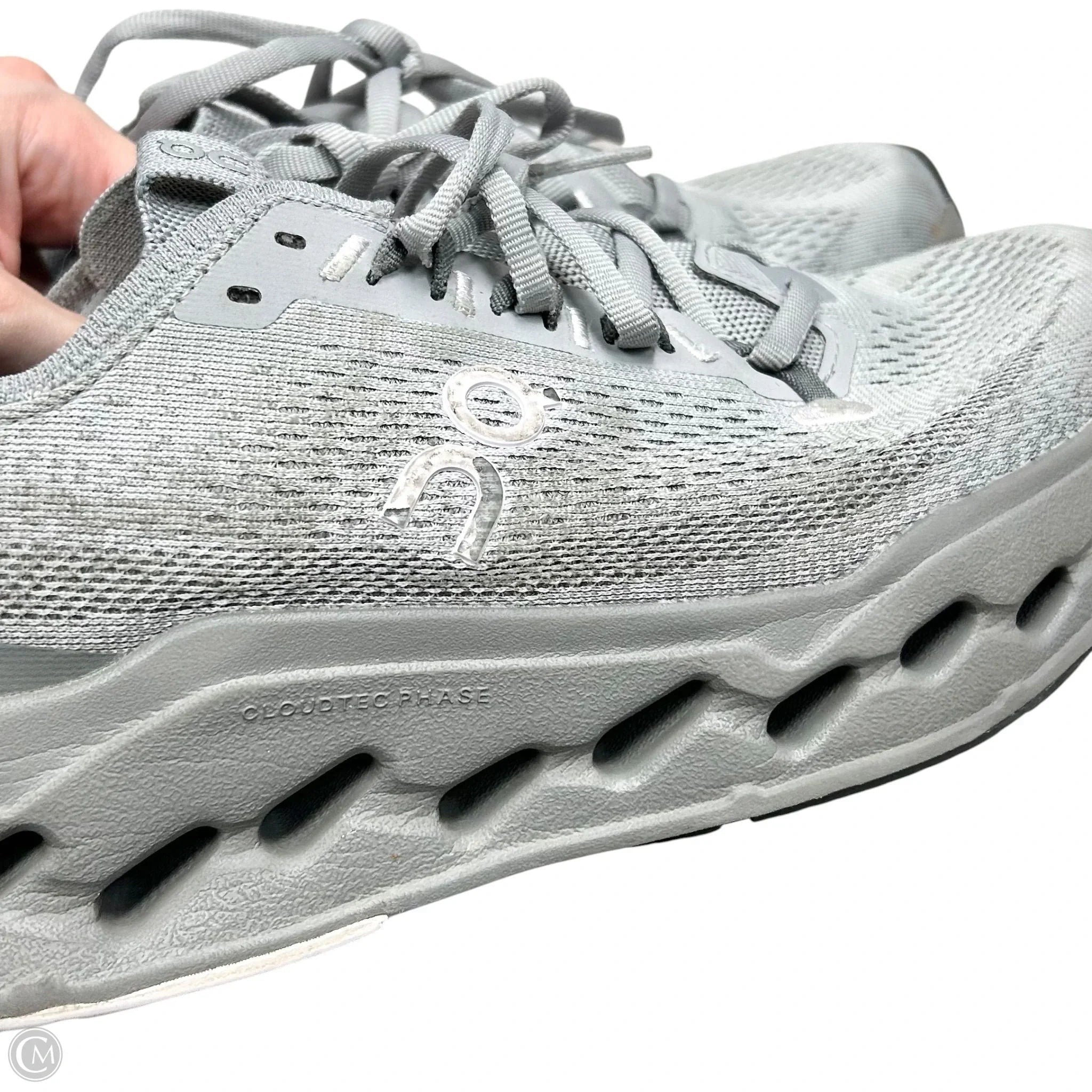 Shoes Athletic By On In Grey, Size: 8.5