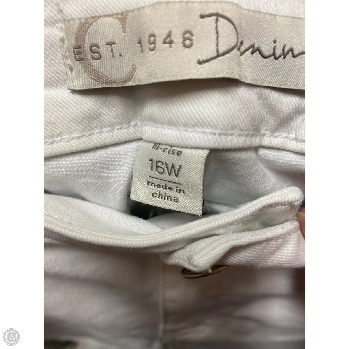 Shorts By Cato In White Denim, Size: 16