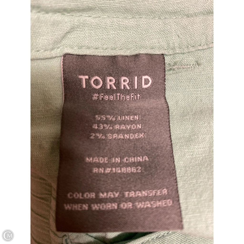 Shorts By Torrid In Green, Size: 26