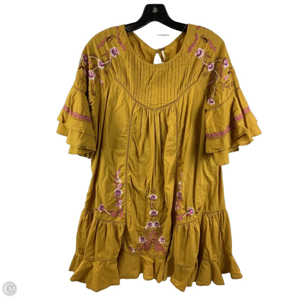 Dress Casual Short By Free People In Yellow, Size: M