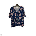 Top Short Sleeve By Liz Claiborne In Blue, Size: Xl