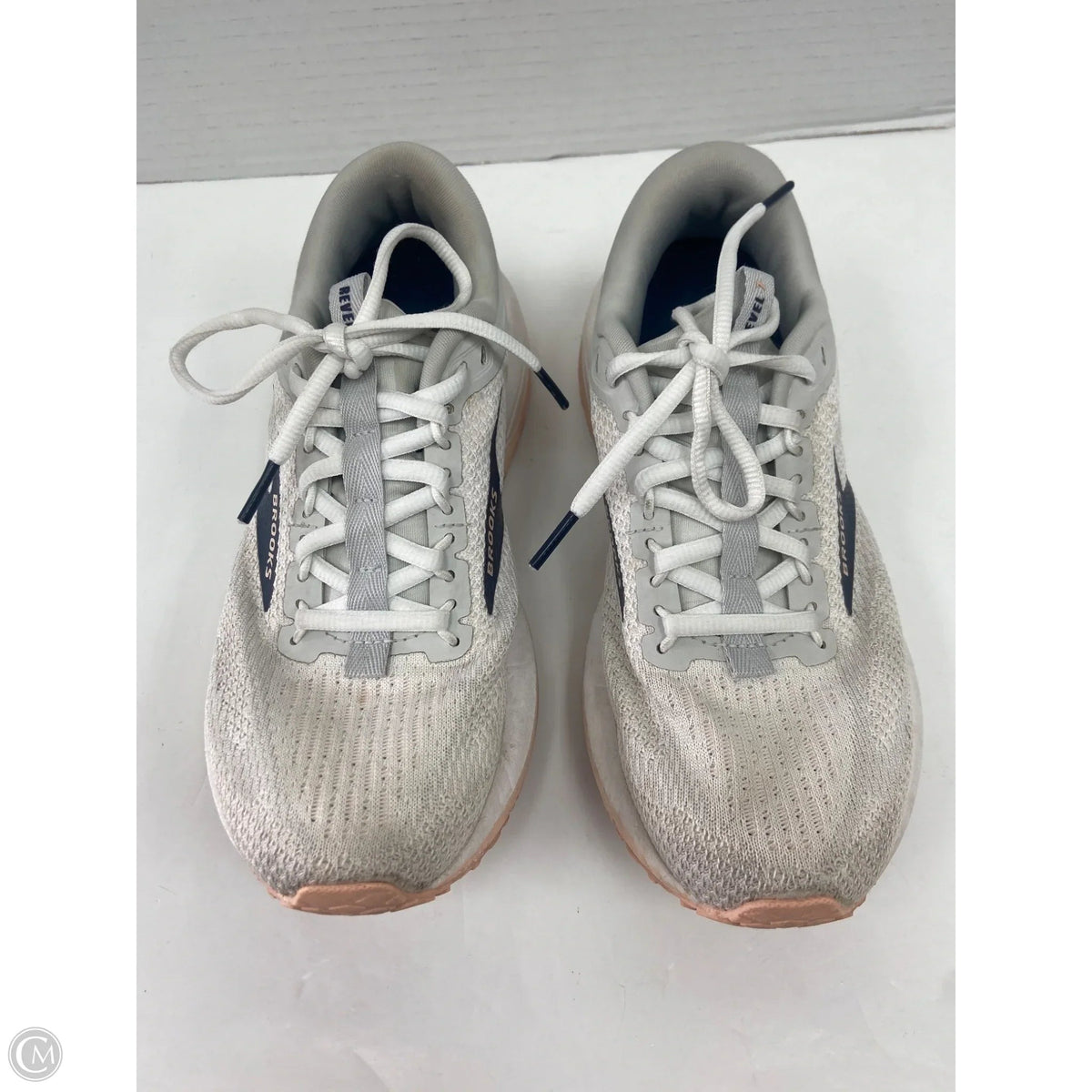 Shoes Athletic By Brooks In White, Size: 6