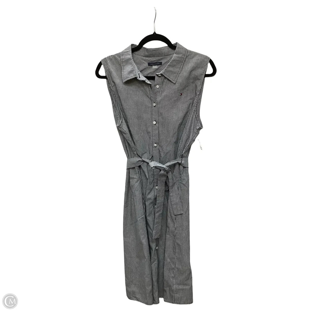 Dress Casual Short By Tommy Hilfiger In Checkered Pattern, Size: Xl