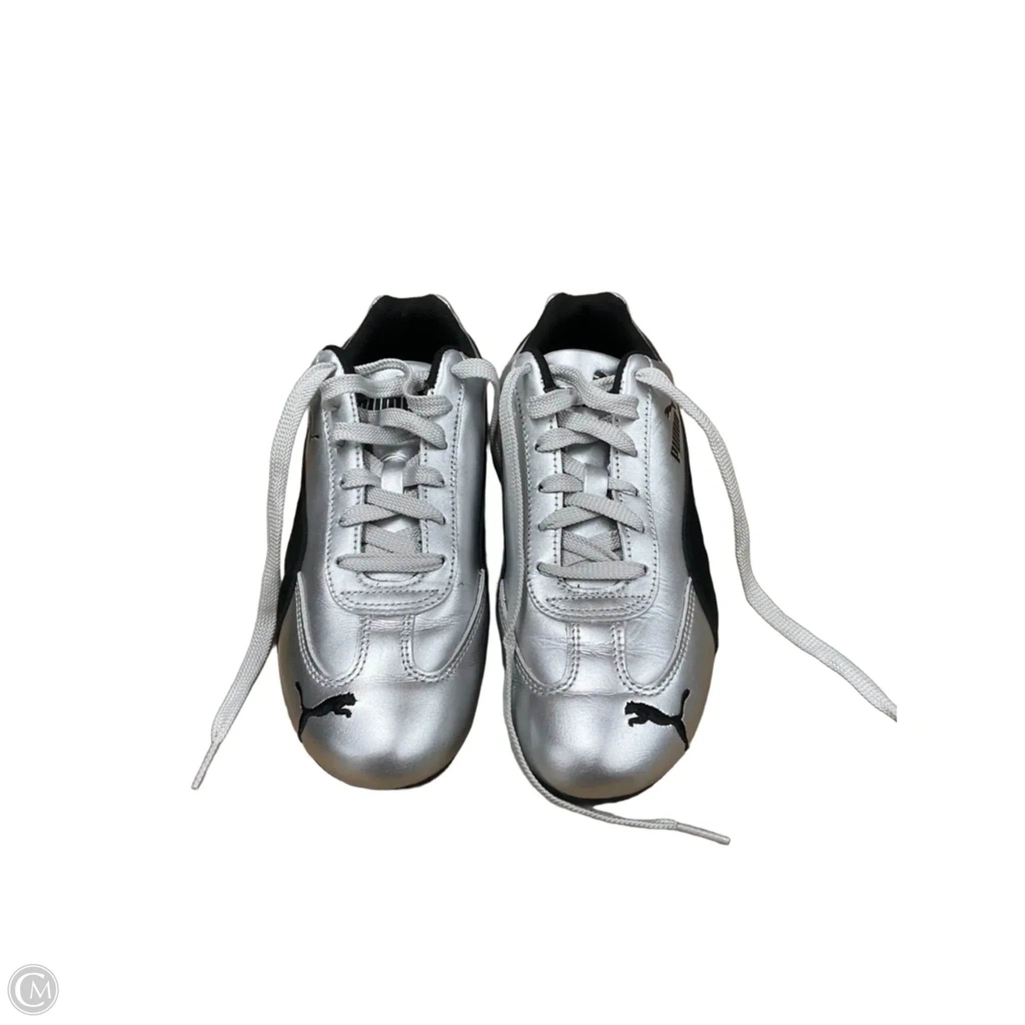 Shoes Sneakers By Puma In Silver, Size: 7.5