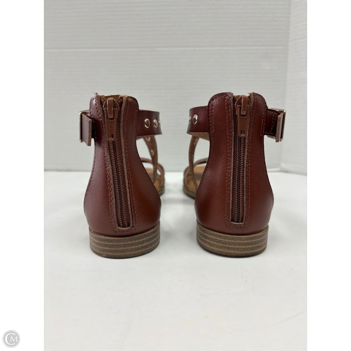 Sandals Flats By Time And Tru In Brown, Size: 7.5