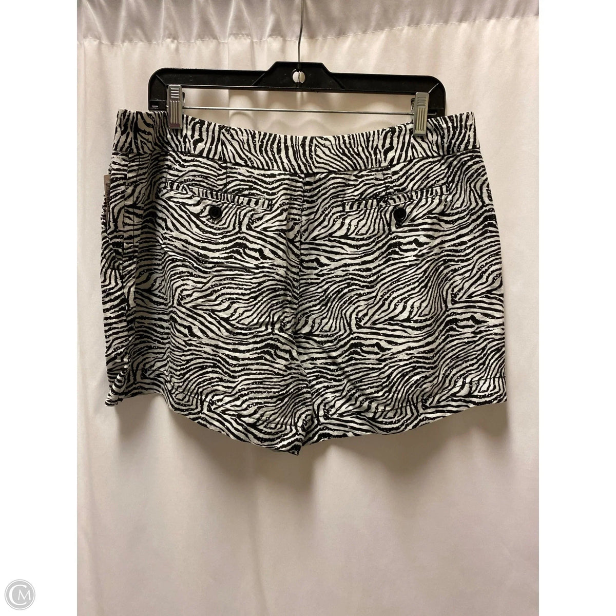 Shorts By Madison In Black & White, Size: 12