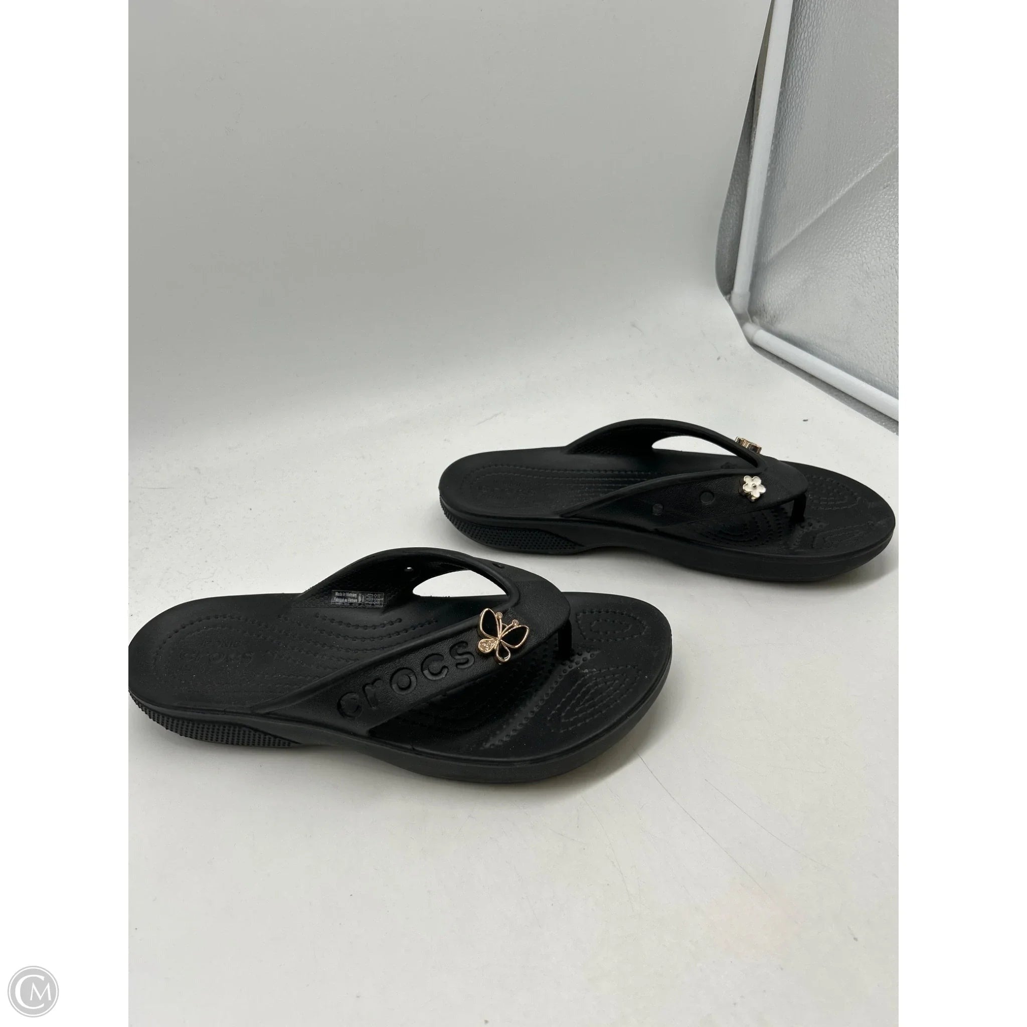 Sandals Flip Flops By Crocs In Black, Size: 7