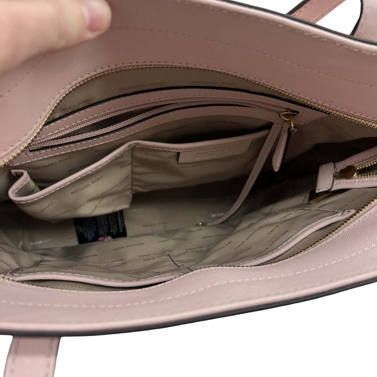 Handbag Designer By Michael Kors In Pink, Size:Medium