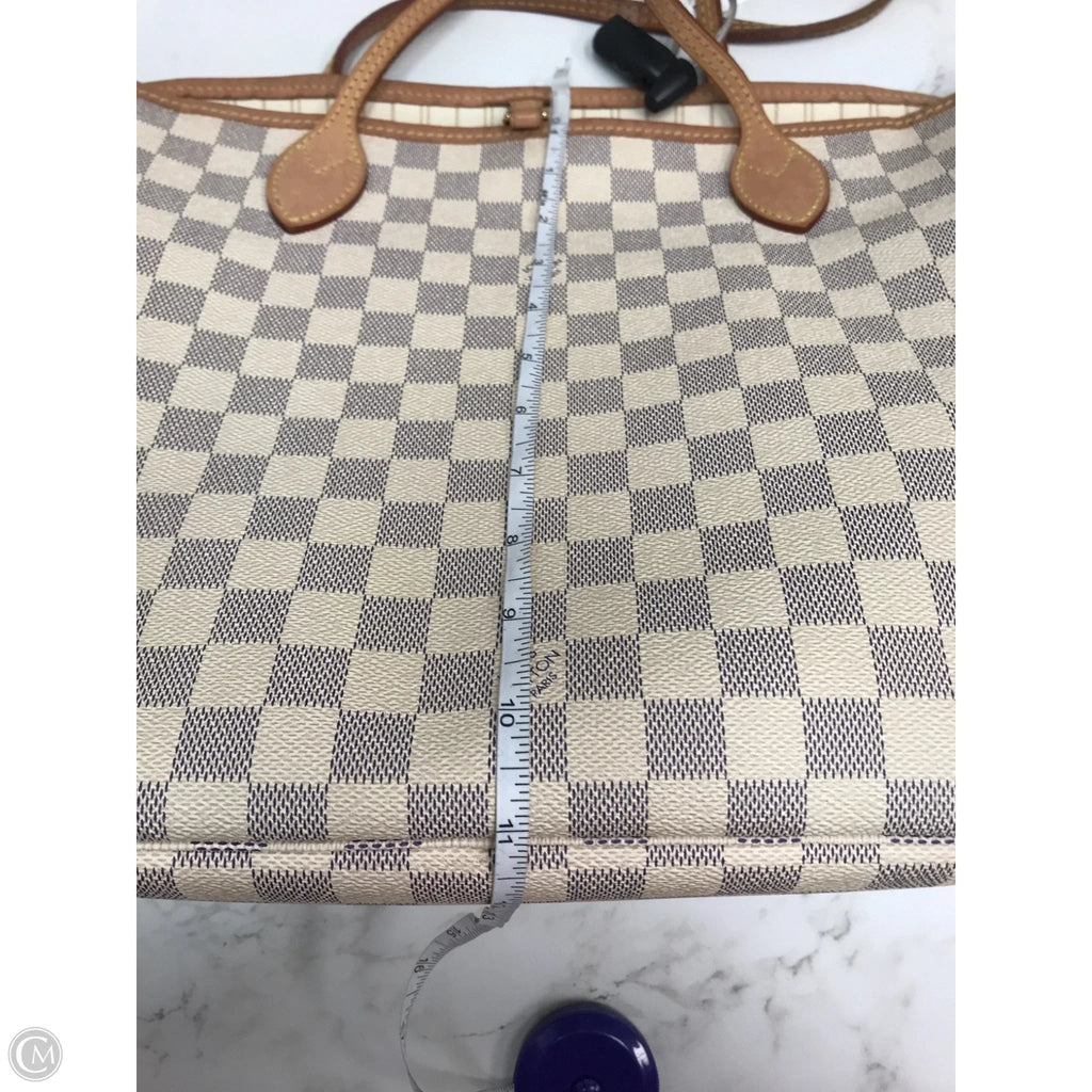 Handbag Luxury Designer By Louis Vuitton, Size: Medium